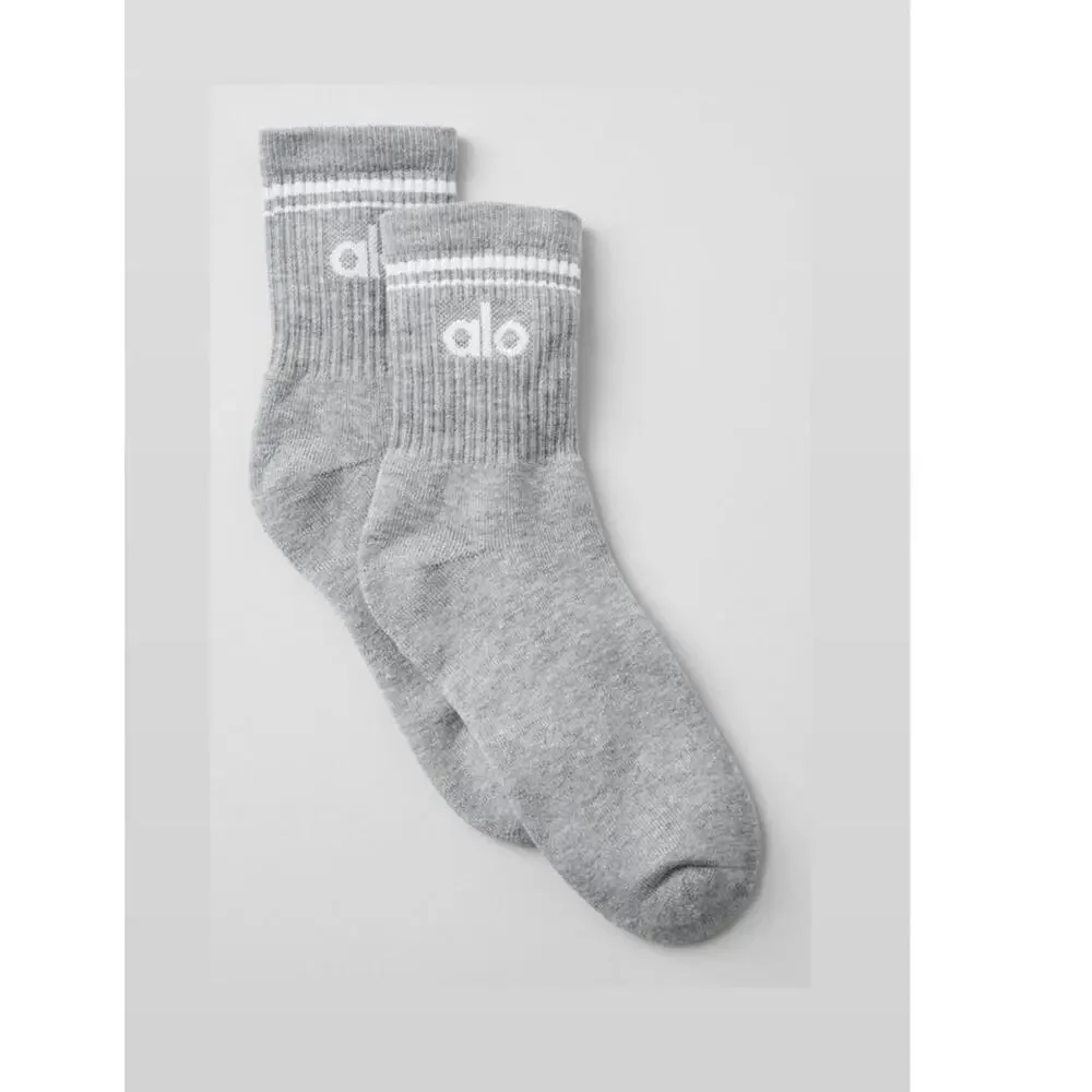 NWT Alo Yoga Half Crew Socks Gray White Unisex M Athleisure Retro Soft Girl
